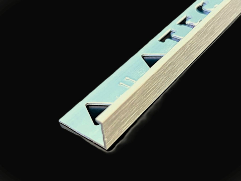 Brushed Techno Trim LA (2.5mtr)